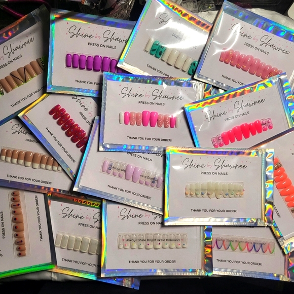 Heart this listing to revisit me 💓 LIVE SHOWS - Picture 2 of 5